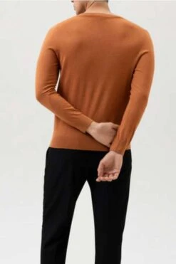 OLYMP Level Five Casual Body Fit Herren Pullover V-Ausschnitt Mango -Pullover Geschäft 0151 10 84 8 800QFKwKlE65XvCd 1200x1200
