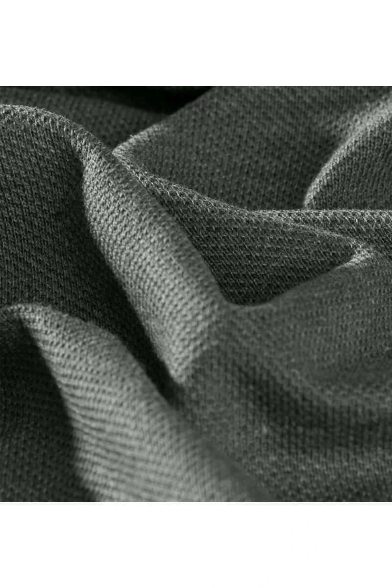 TRIGEMA Comfort Fit Poloshirt Oliv, Einfarbig 5 TRIGEMA Comfort Fit Poloshirt Oliv, Einfarbig – Bild 3