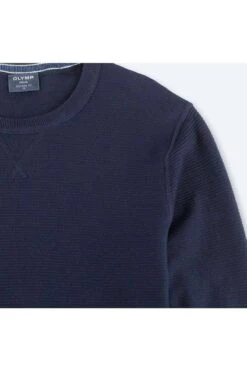 OLYMP Casual Modern Fit Herren Pullover Rundhals Marine 6 OLYMP Casual Modern Fit Herren Pullover Rundhals Marine -Pullover Geschäft 5301 85 18 3 800 1200x1200