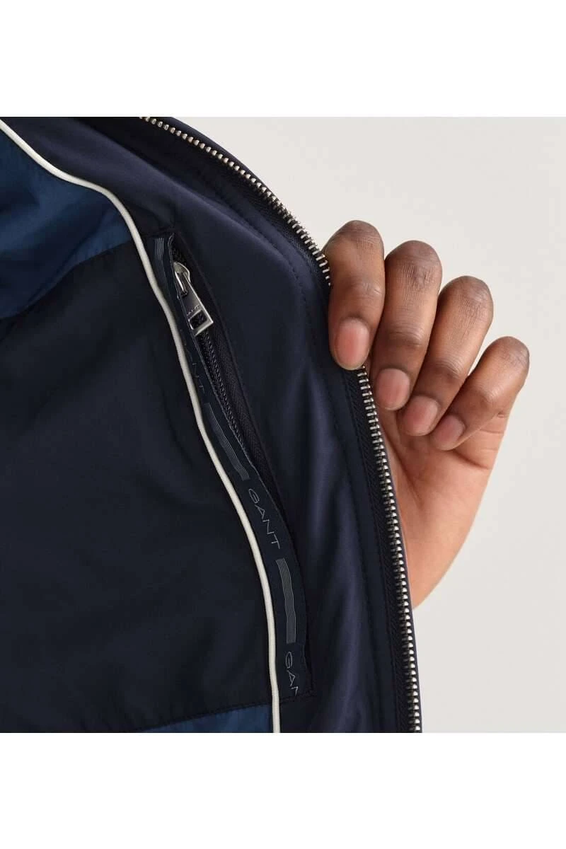 GANT Casual Fit Herren SteppjackeZip Navy 6 GANT Casual Fit Herren SteppjackeZip Navy – Bild 4