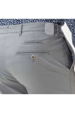 Brax Hi-FLEX Slim Fit Herren Chino Platin,Einfarbig 10 Brax Hi-FLEX Slim Fit Herren Chino Platin,Einfarbig -Pullover Geschäft 841557 7882020 07 3 800 1200x1200